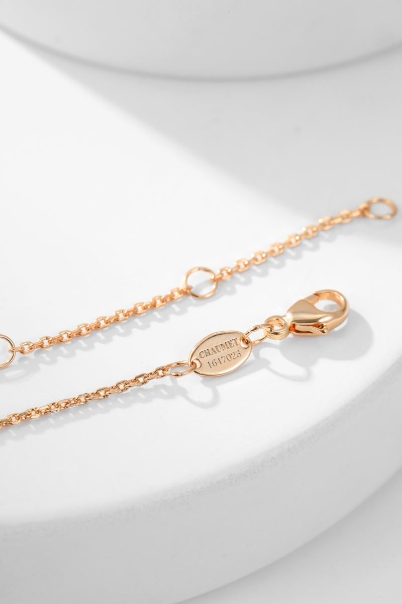 CHAUMET